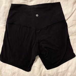 Lululemon align HR short 6” in Black, size 8